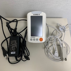 Used Oxygen saturation meter Pulse Oximeter OXIREN9 For Moirin Hospital (used/sold)